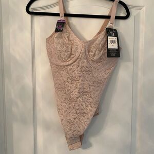 Maidenform Lace Shapewear in Cream